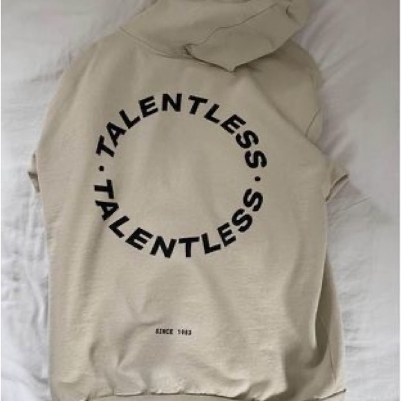 TALENTLESS Heavyweight Circle Logo Hoodie - Picture 2 of 3